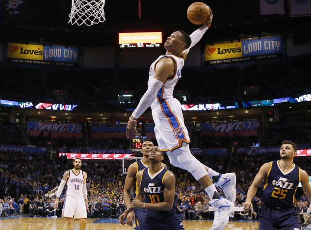 威少轰赛季第32次三双 雷霆发威止爵士4连胜 威少轰赛季第32次三双 雷霆发威止爵士4连胜