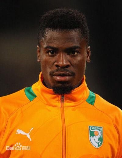 足球界目前最强右后卫top10:巴西飞翼居首,卡瓦