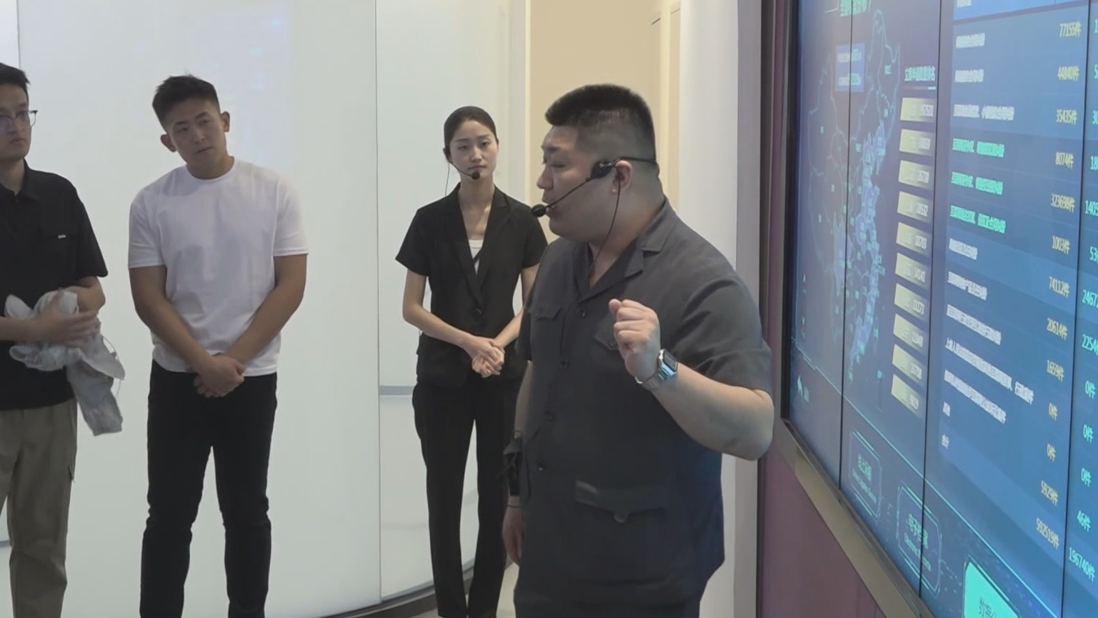 “‘京’彩文化 青春绽放”行动计划走进北京互联网法院 “‘京’彩文化 青春绽放”行动计划走进北京互联网法院