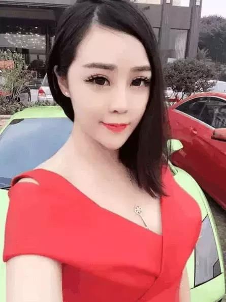 快手网红谁最有钱?身价过亿她碾压众人,赵本山女儿球球只能垫底