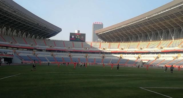 姚均晟西塞双双破门!山东鲁能全主力阵容2-2遭