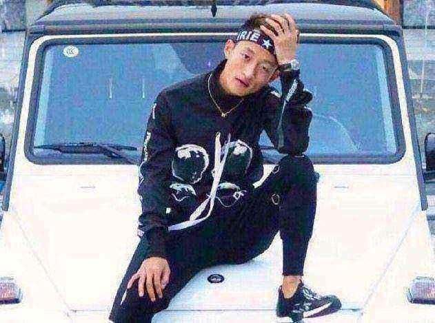 快手一夜爆红的4大主播:小伊伊第四,祁天道第