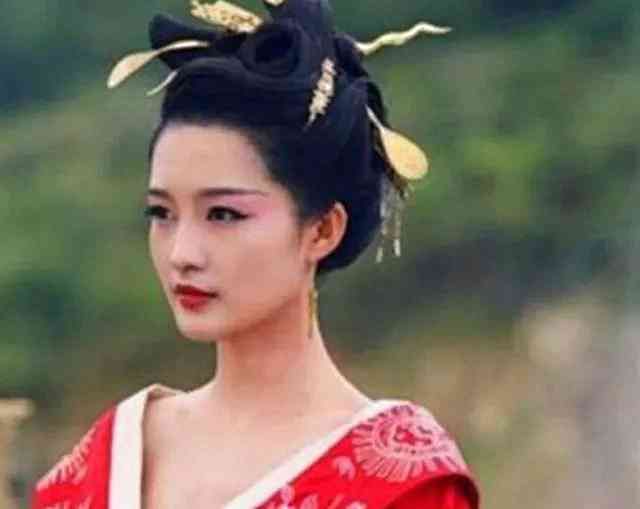 古装剧黑化后最美8女星:热巴第5,丽颖第4,第一