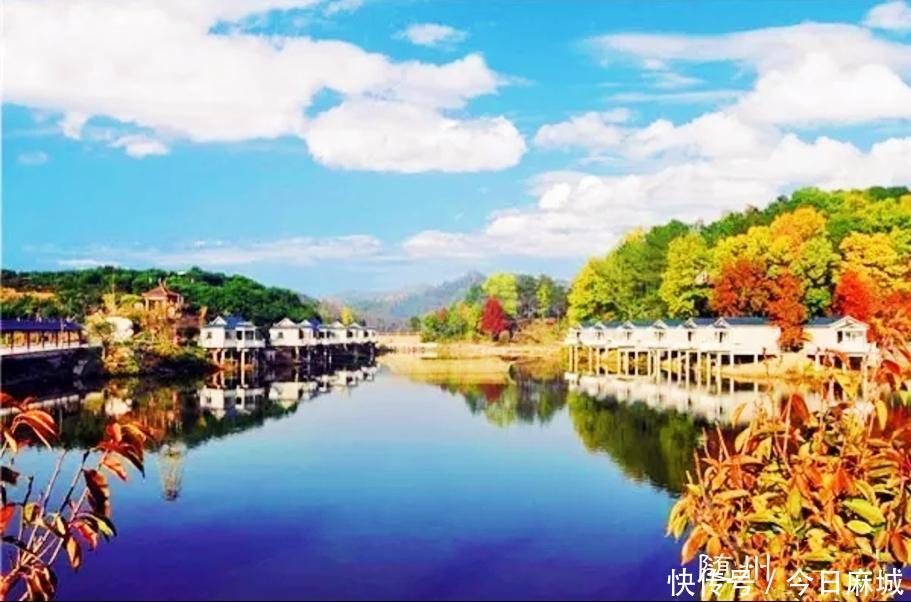 湖北最悲剧的城市,规划的4条铁路推着推着就没