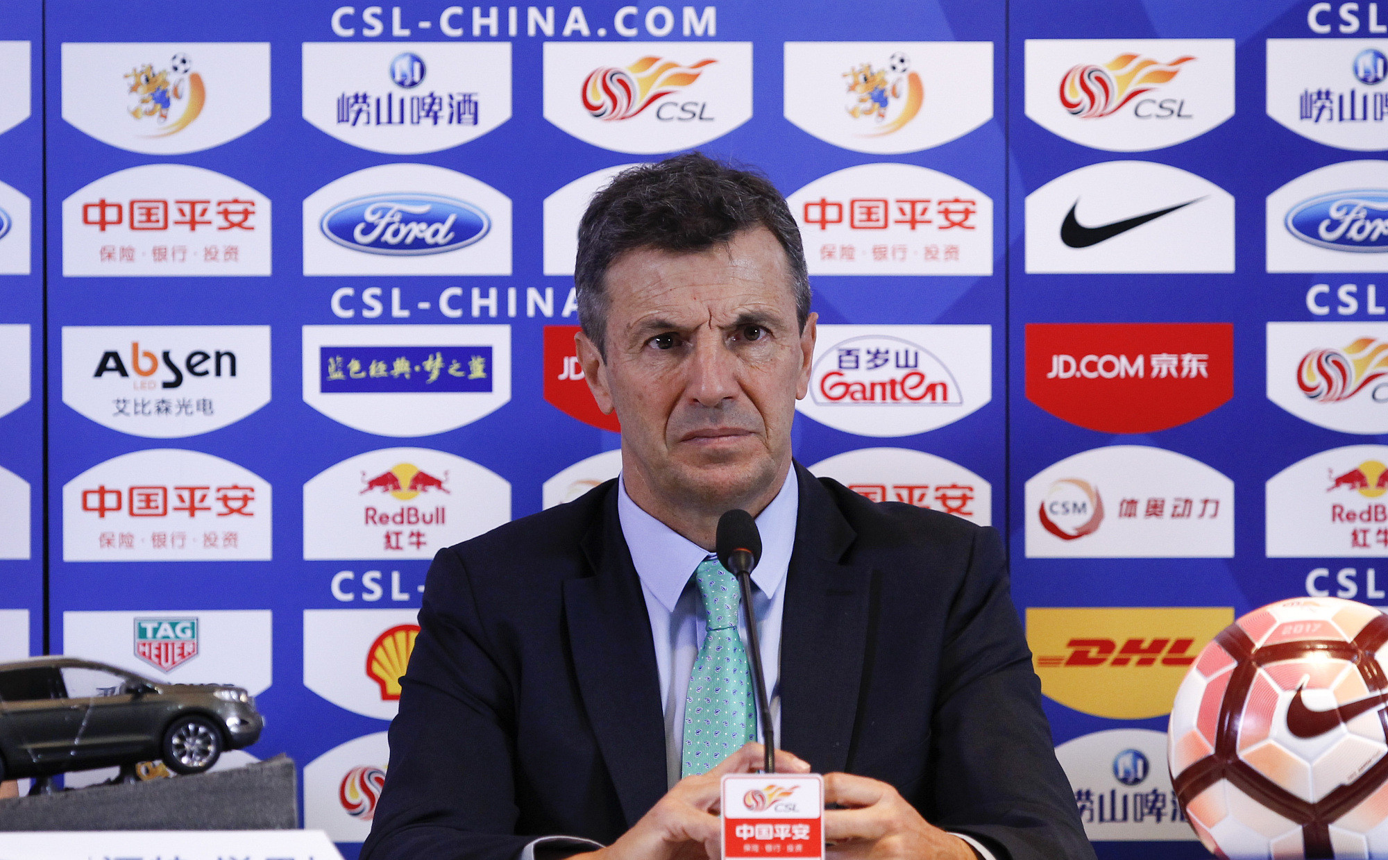 雄鸡唱晓:国安的何师傅 您给打多少分? 雄鸡唱晓:国安的何师傅 您给打多少分?