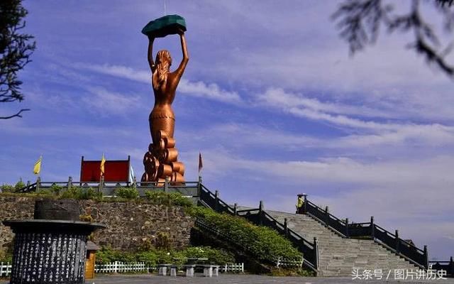 此地的人坚信女娲的存在,世代守护女娲庙是为