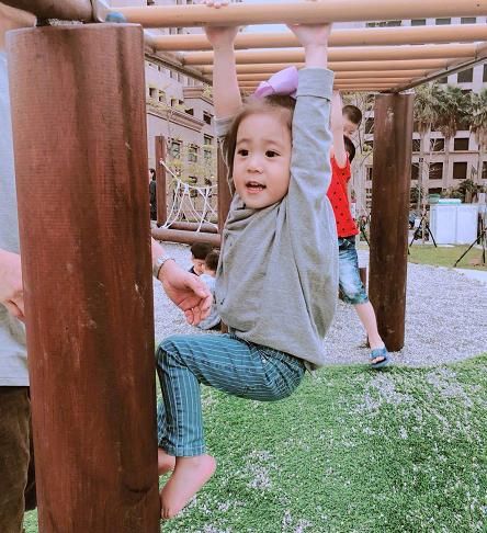 看完网友分享的一组照片,真心觉得修思羽比咘