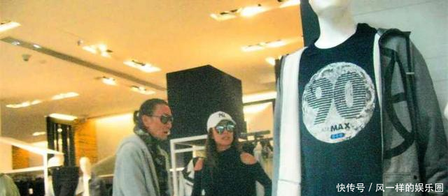 81岁谢贤再次喜当爹,谢霆锋这句祝贺真讽刺,6