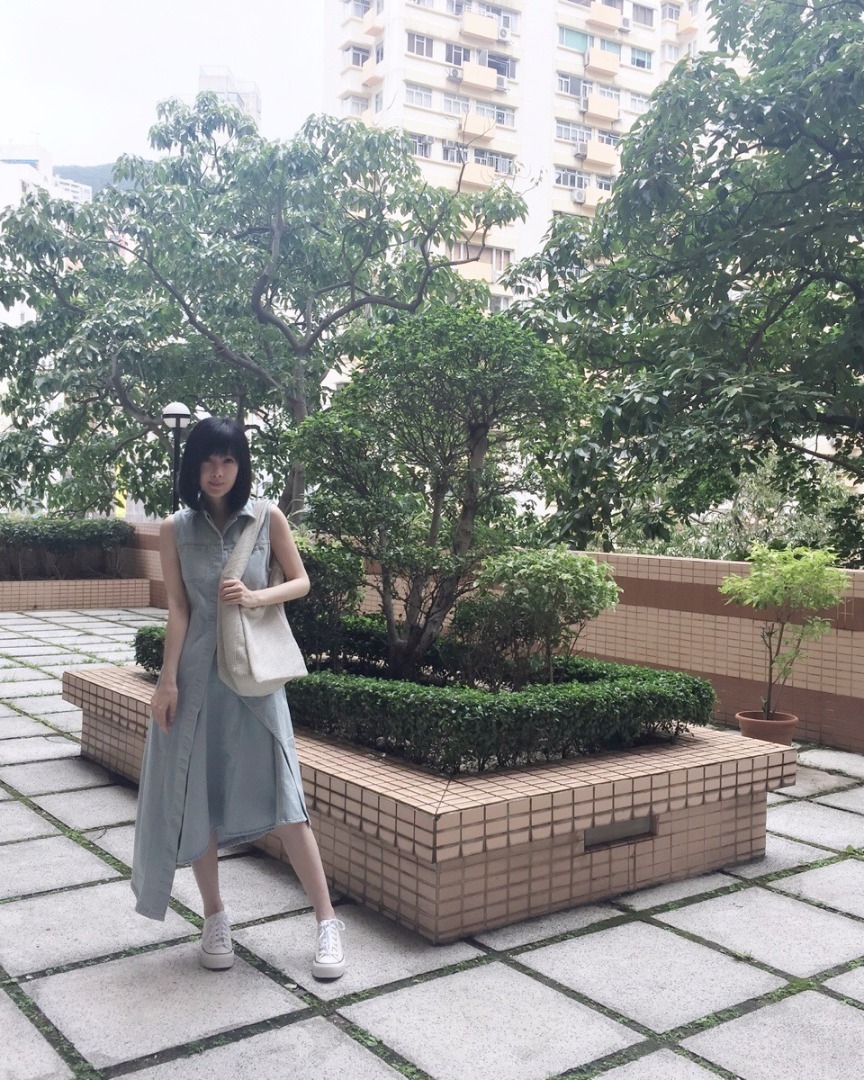 近日“玉女掌门人”周慧敏竟然来了个360度大变身，剪掉了留了多年的长发。