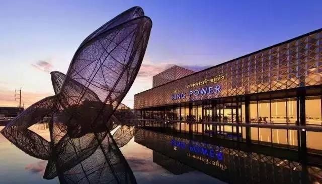 为什么中国游客都青睐泰国王权免税店?有哪些