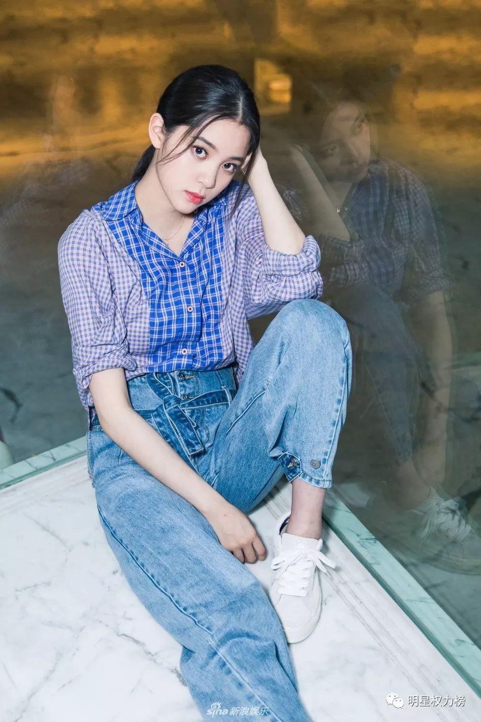 王俊凯迪丽热巴时尚大片魅力尽显 沈月F4出席