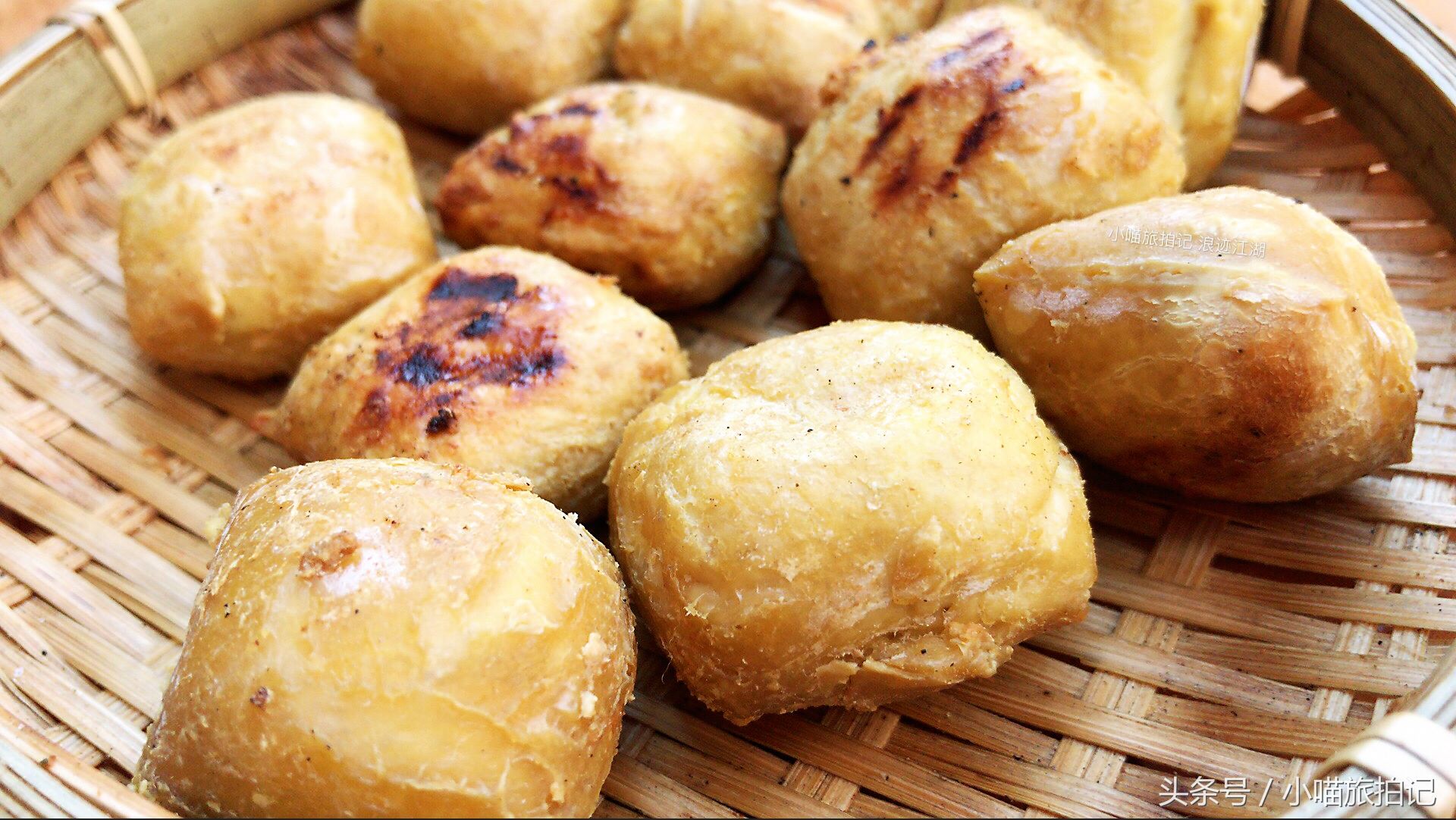 建水豆腐在云南烧烤界中的佳品,有段时间特别火,是因为舌尖上的中国里