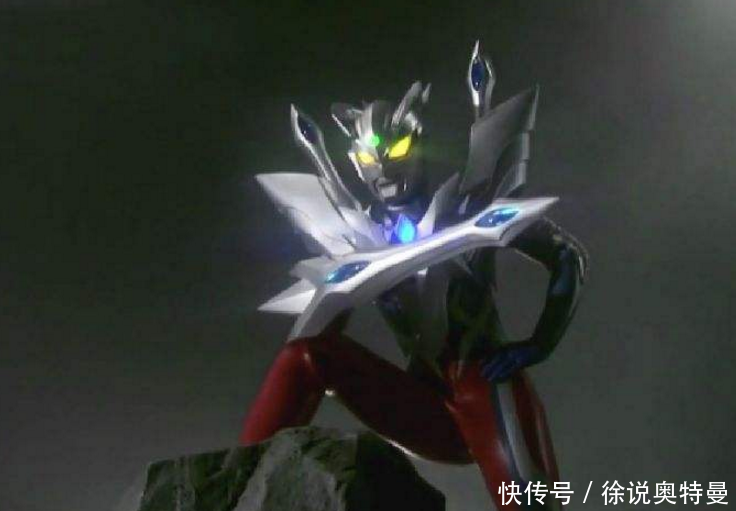 赛罗奥特曼穿越到了三千万年前的黑暗迪迦时期