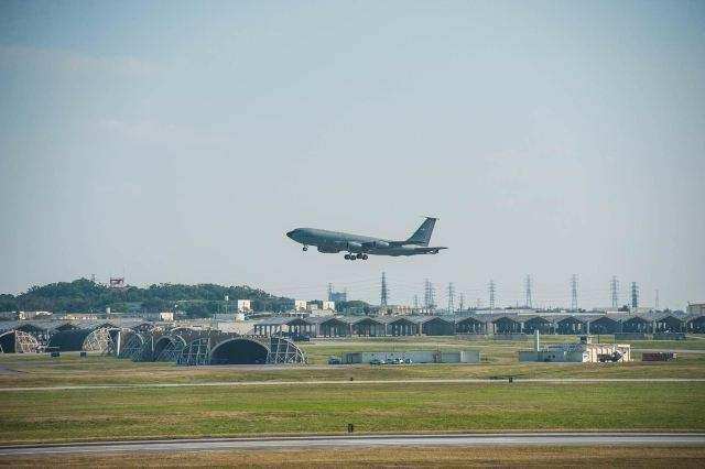 到底发生了什么? 美军E3C预警机紧急升空, 中