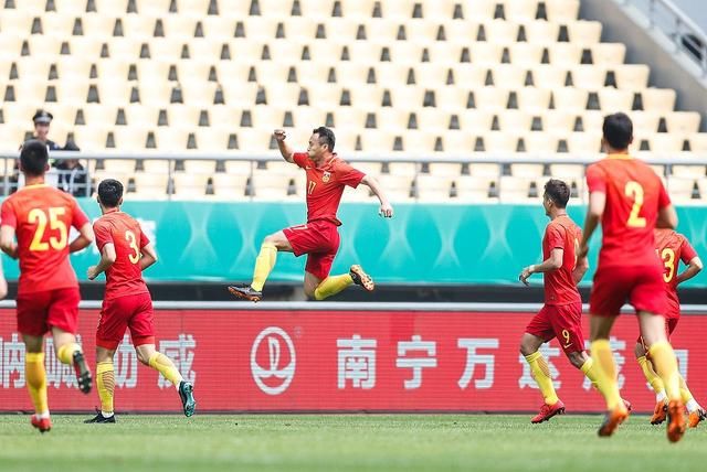 国足耻辱二连败用血泪换来的教训,里皮懂了吗