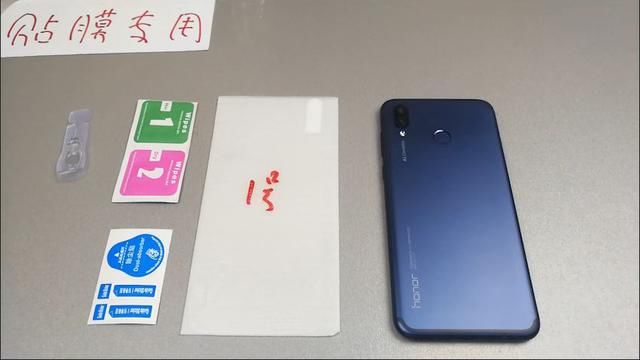 所谓的专业游戏膜是否真的好用?荣耀Play四款