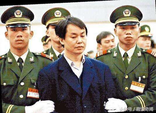 张子强开了间金铺,却被同伙打劫,事后他获赔9