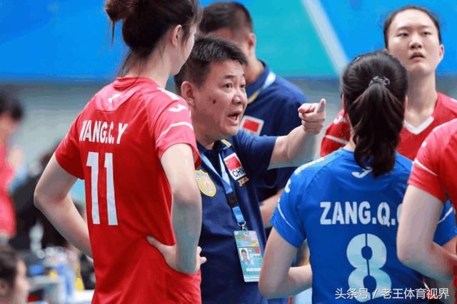 好消息,又一支中国女排队伍晋级四强