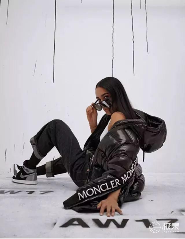 你花1万买的加拿大鹅已成烂街货!这件20000多