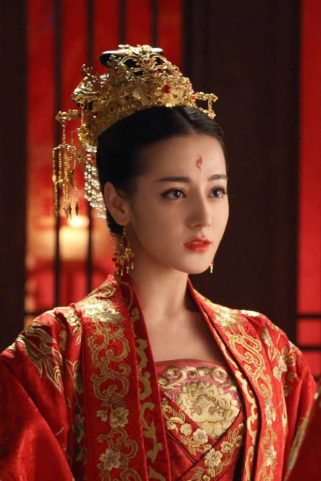 谢娜景甜迪丽热巴刘诗诗赵丽颖等女星古装最美