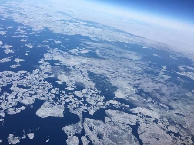 中国到美国的直飞航班飞机究竟是怎么飞的?