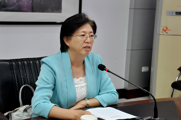 盂县副县长亢晓英,盂县文物旅游局局长王智荣,阳泉市收藏家协会盂县分