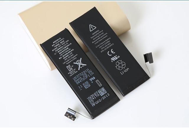 苹果手机换电池是原装的好还是第三方的好呢?