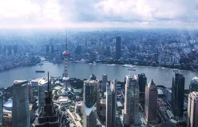 中国最有钱的城市,GDP排名全球前26,富可敌