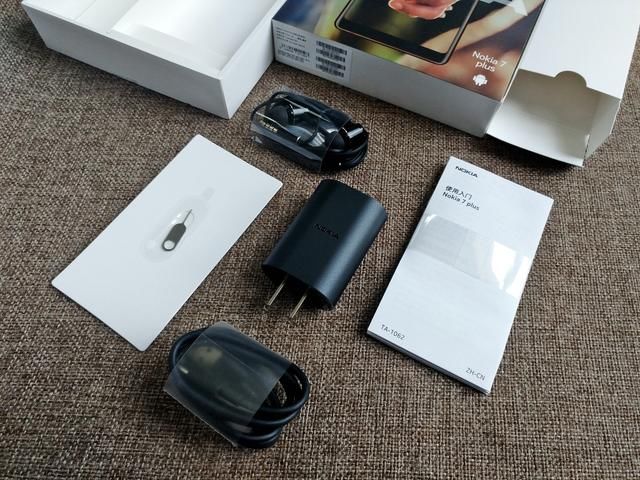 海风吹:情怀在手,实力也有,诺基亚7Plus开箱上