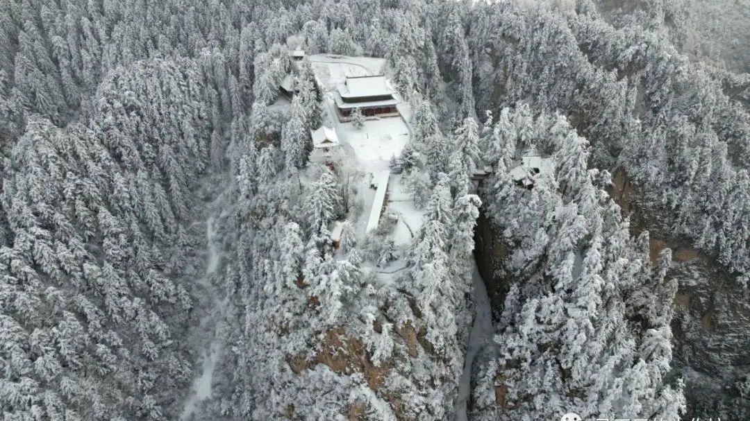 雄奇壮阔！看春雪雾凇下的贵清山国家森林公园