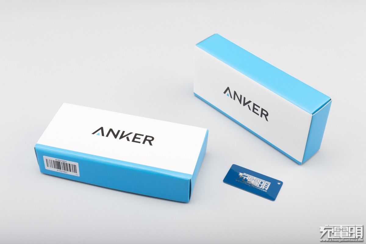 充电宝充电器二合一：Anker超极充白色款开箱图赏