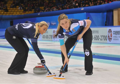 女子冰壶世锦赛复赛第二场 瑞典强势晋级