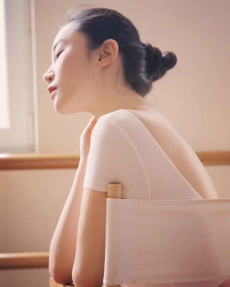 豆瓣女神张辛苑穿紧身芭蕾舞衣 清纯性感引遐想