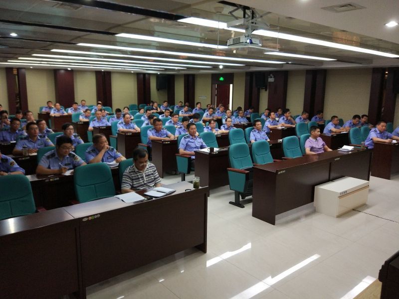 仪征城管局举办《城市管理执法办法》专题讲座