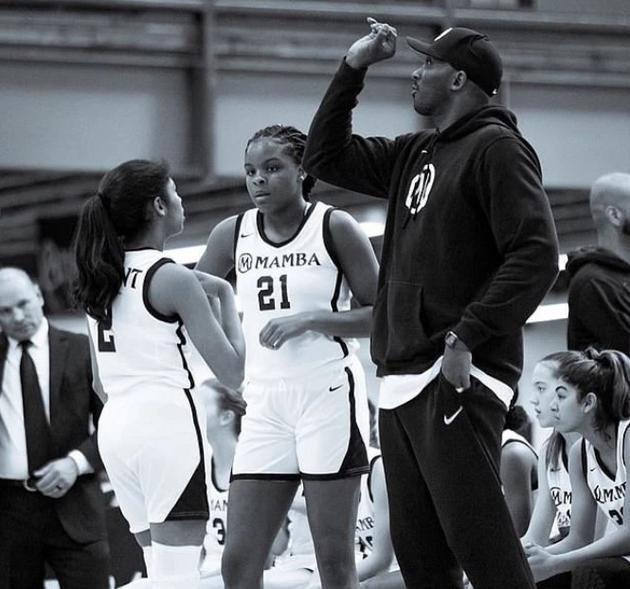 科比女儿Gigi去世 13岁同科比坐飞机不幸坠毁(图1) 科比女儿Gigi去世 13岁同科比坐飞机不幸坠毁(图1)