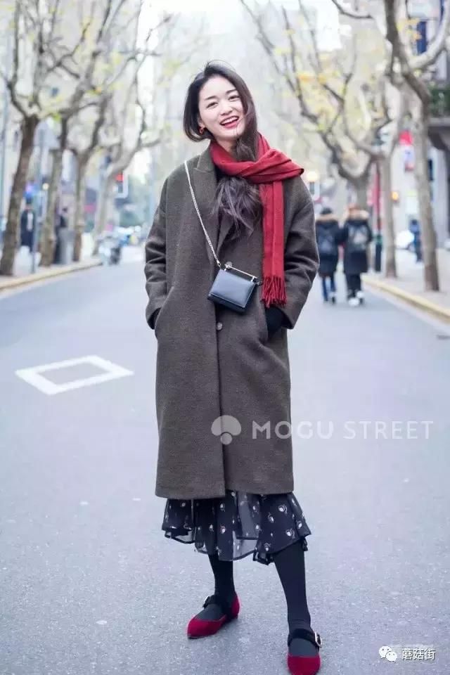 2017最全的围巾流行趋势+系法详解!让你美到