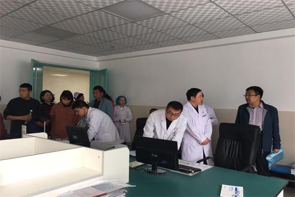 酒泉市组团赴西和县开展健康扶贫扶工作对接