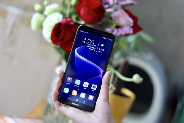 雷军盛赞骁龙450处理器,荣耀为何选择闭口不谈