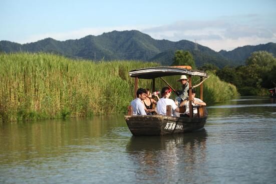 亞洲旅遊達人坐船遊覽西溪溼地