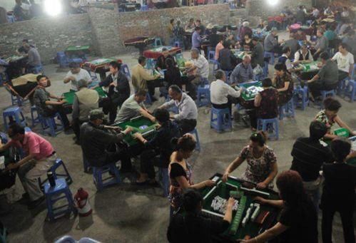 关注湖北严打赌博,刚刚公布举报电话!亲戚带彩