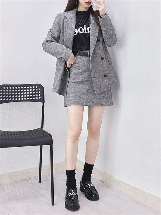 经典OL职业女性穿衣搭配图片 总有一款可以征