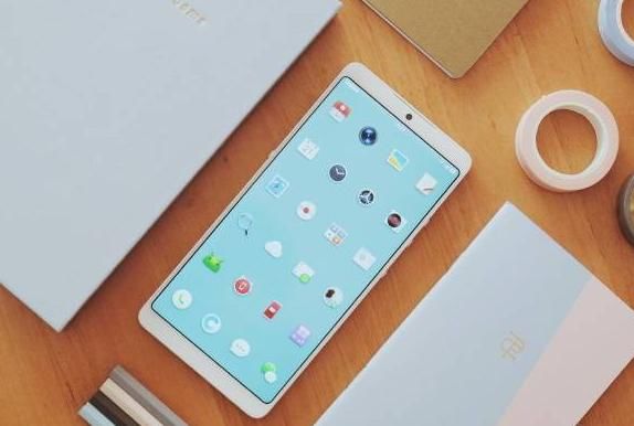 机最漂亮?我最喜欢魅族15汝窑白和坚果Pro2纯