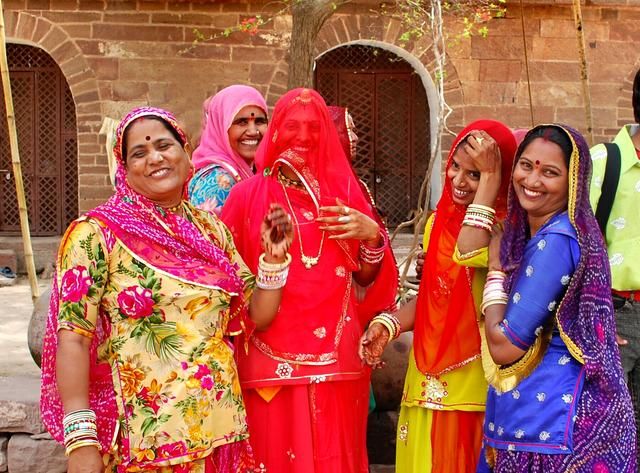 印度人问外国人羡慕印度什么?国外网民:包办婚