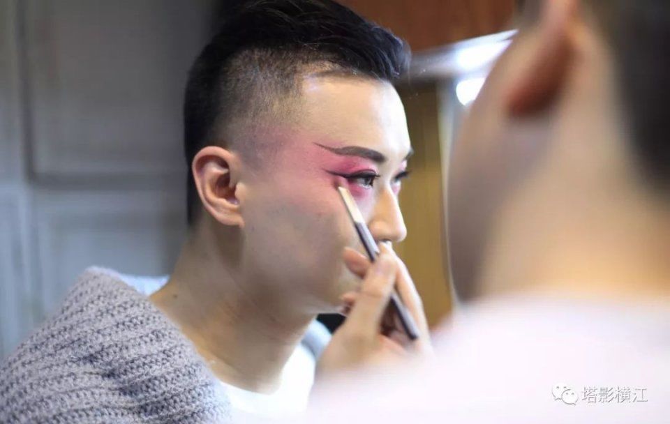 山野的风:黄梅戏传人陈霈然不改的乡音,浓郁的