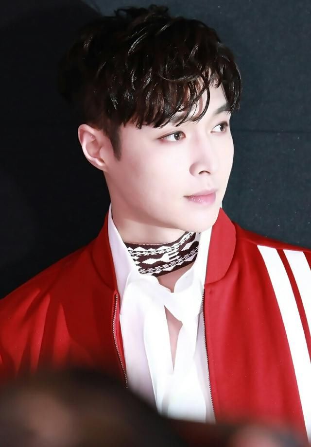 《偶像练习生》蔡徐坤王子异卜凡黄明昊集结,