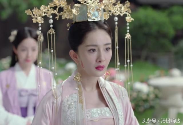 《扶摇》长孙无极与扶摇浴池内交手,扶摇欲吃