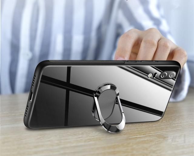 新型华为手机壳,拿在手上,既有面子又能展示你