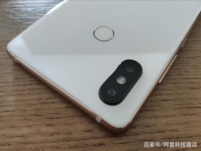 这款小米的mix系列的手机,性价比极高,你知道吗