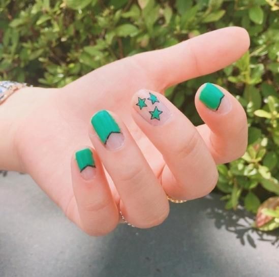 美甲图片2018新款式 适合夏天的小清新美甲图片