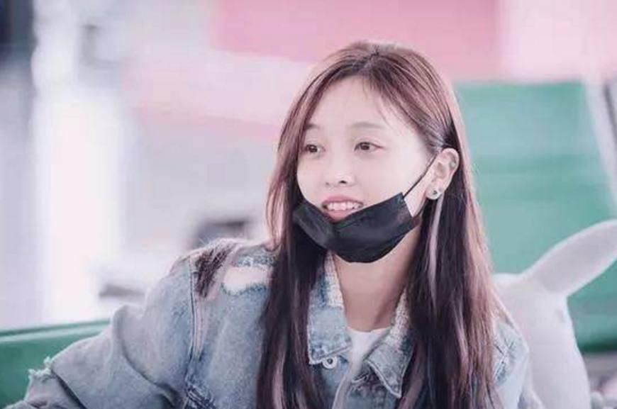 《创造101》选手素颜曝光,杨超越成路人,吴宣